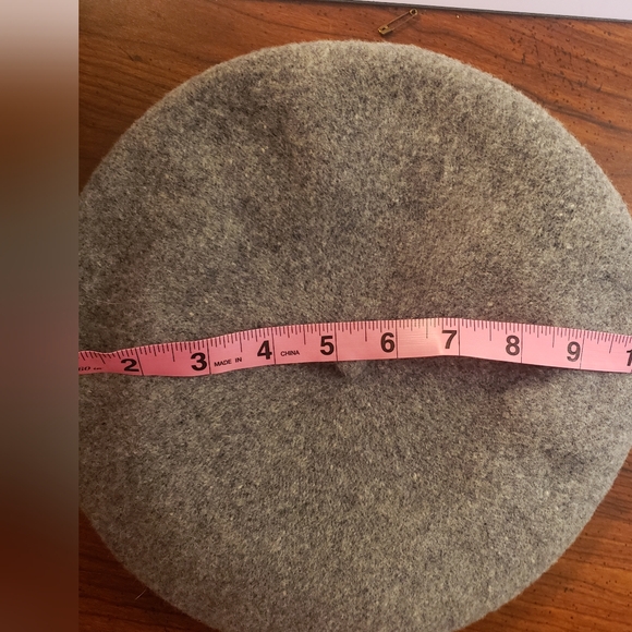 Vintage French Wool Beret - Picture 5 of 9